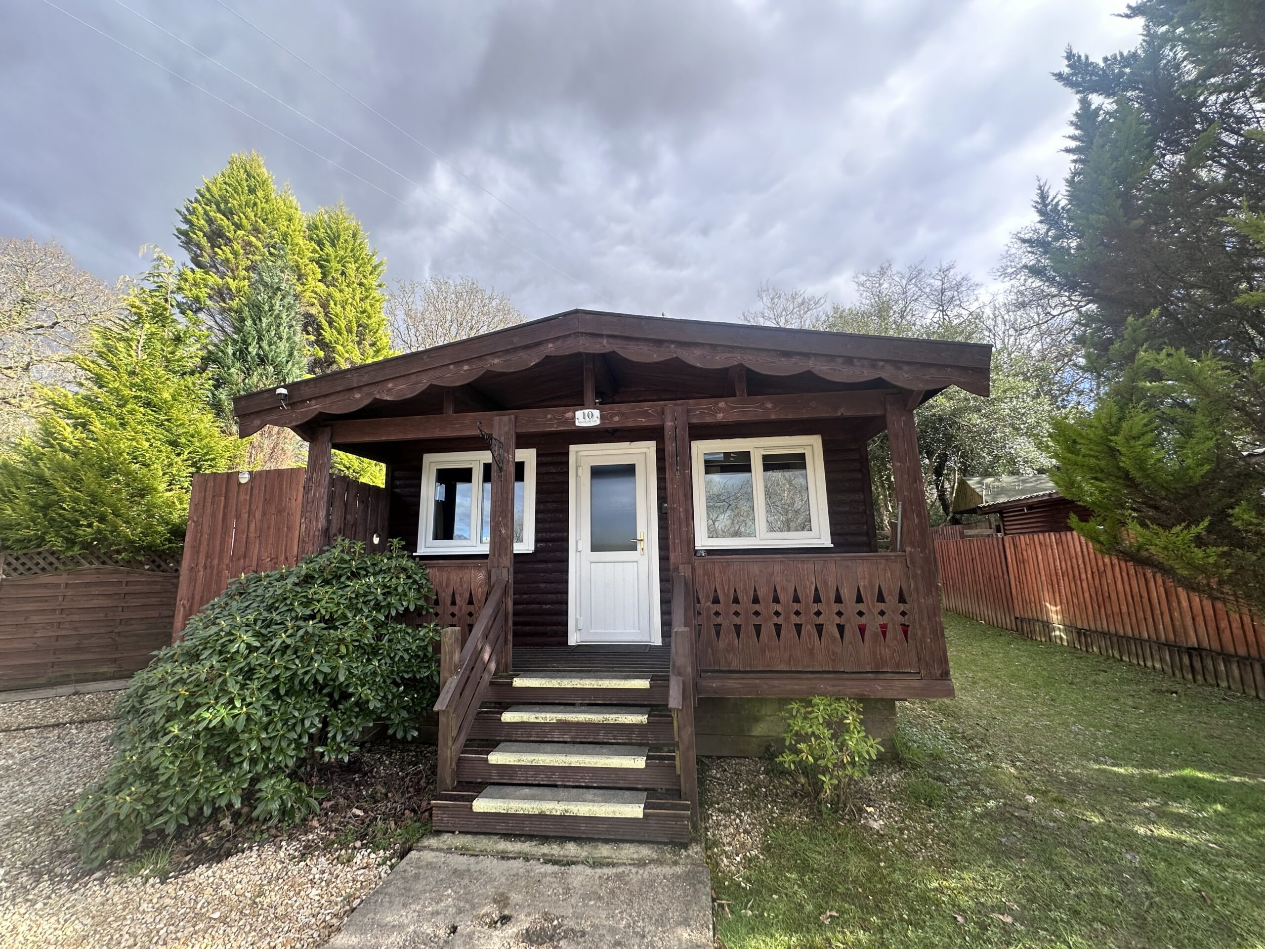 Welcome to Hoteluq<br>Take a relaxing break at one of our holiday lodges.